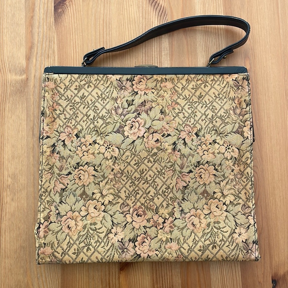 Vintage purse